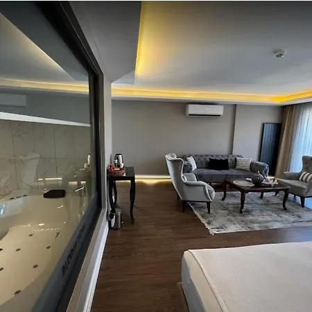 Bloom Hotel